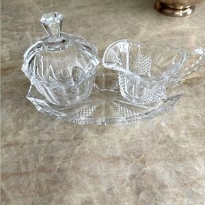 Sugar and creamer set crystal (not Waterford)